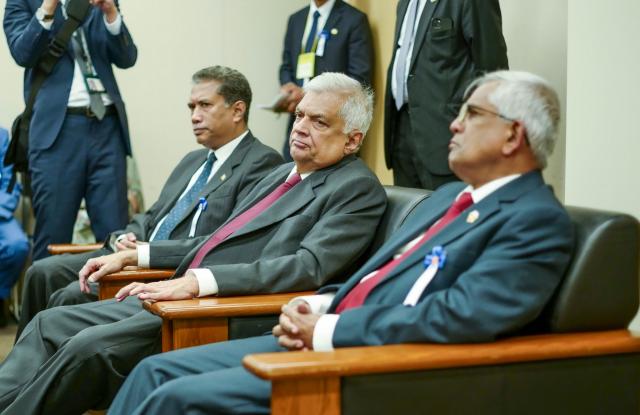 SLBCJ Executive Committee Members Meet The President of Sri Lanka in Tokyo to discuss the Federation of Sri Lanka 
Business Councils in the world.